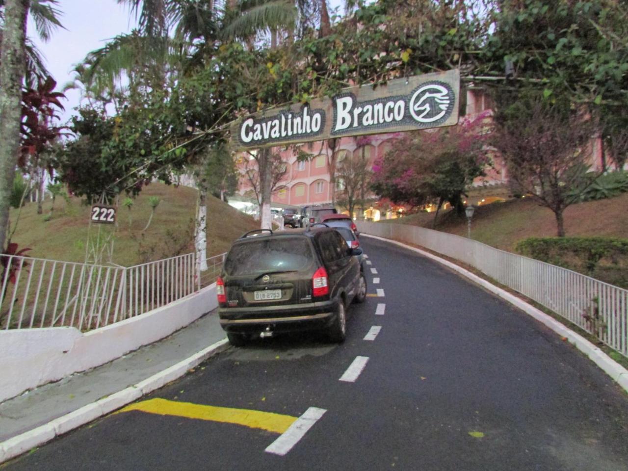 Flat No Apart-Hotel Cavalinho Branco Com Piscina Aquecida 1D8 Águas de Lindóia Dış mekan fotoğraf